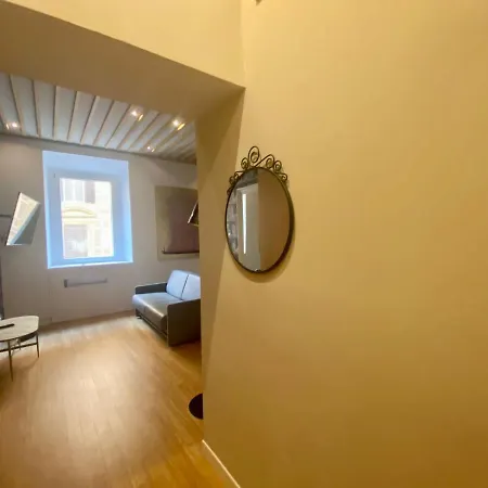 Prestige Nazionale דירה